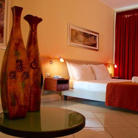 Meridian Hotel Guardia Piemontese Terme Extérieur photo