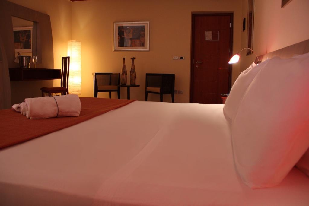 Meridian Hotel Guardia Piemontese Terme Extérieur photo
